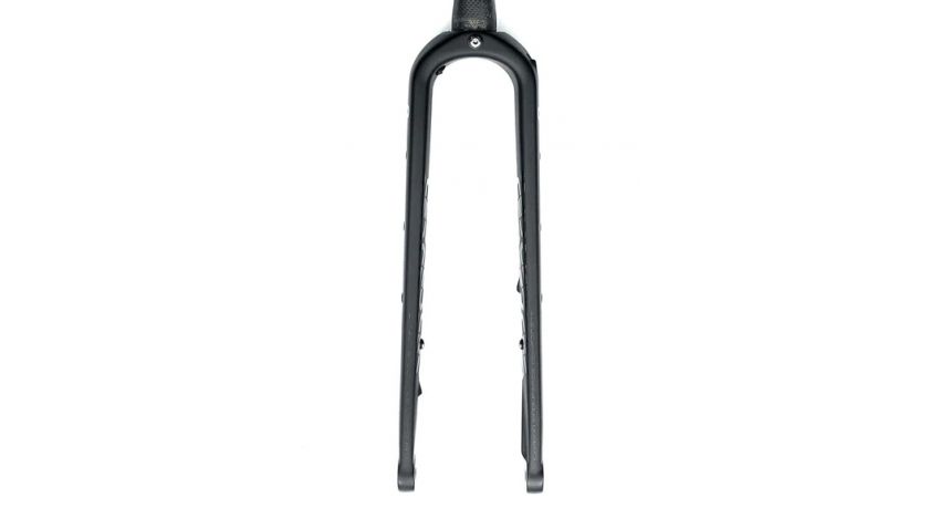 Fourche CEC Carbone 400 wide